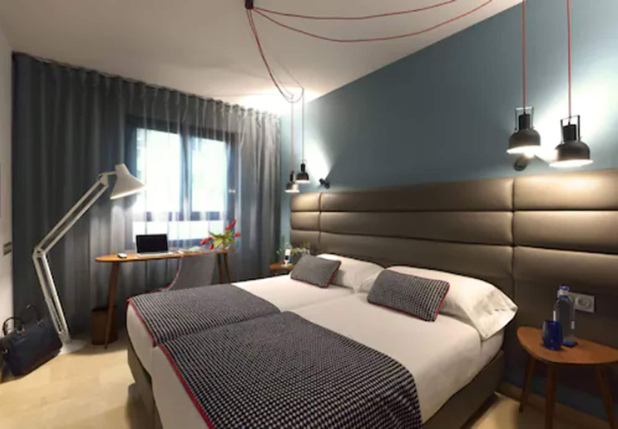 Hotel Pamplona Plaza المظهر الخارجي الصورة