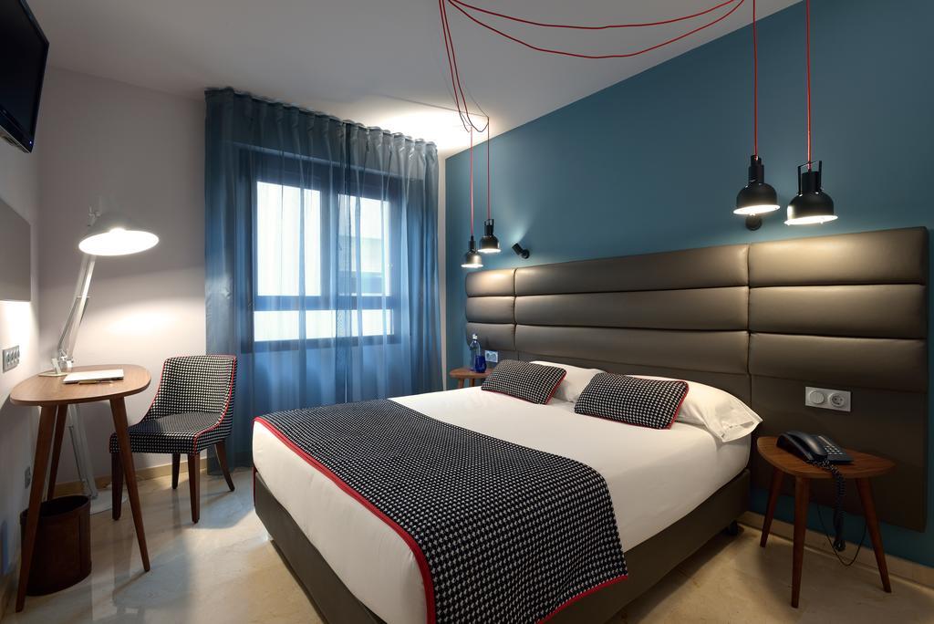 Hotel Pamplona Plaza المظهر الخارجي الصورة