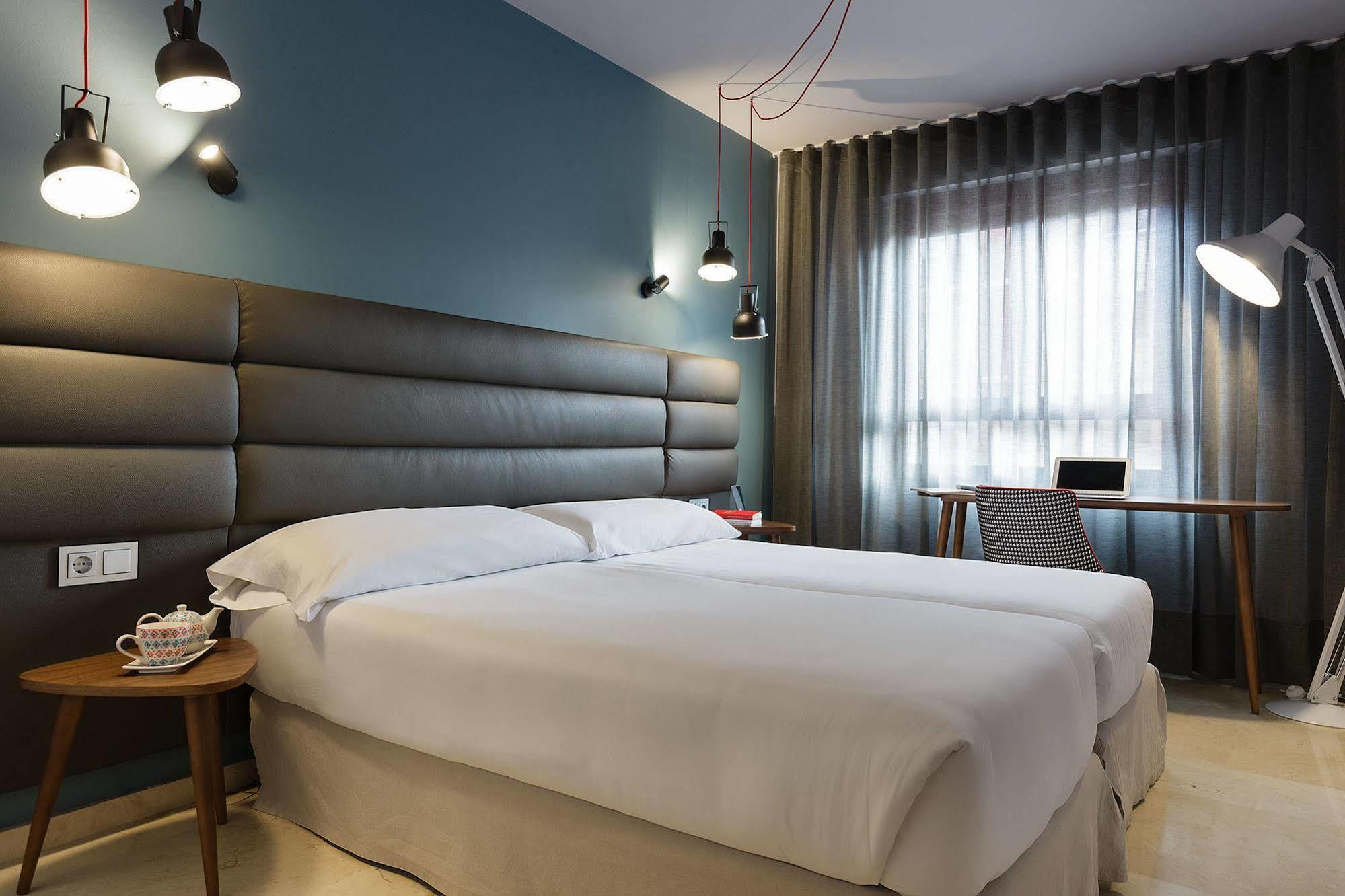 Hotel Pamplona Plaza المظهر الخارجي الصورة